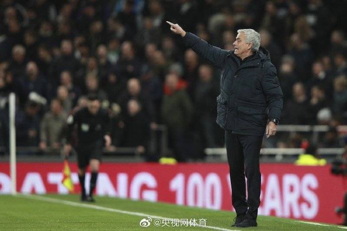  勒沃库森核心遭英超挖角，管理层紧急启动替代方案  